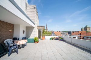 16-teigelerundpartner-3-zimmer-wohnung-osnabrueck-zentrum-dachterrasse-sitzgruppe