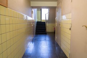 Charmante Dachgeschosswohnung in Hamburg Lokstedt-22-16