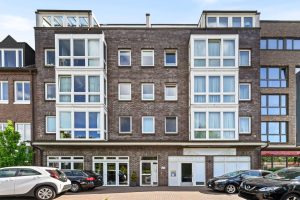hamburg-lurup-luruper-hauptstrasse-162-aussenansicht-strasse