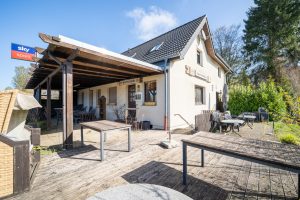 haus-kaufen-duelmen-sandstrasse-terrasse-ueberdachung-aussenbereich
