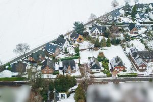 Parkähnliches Grundstück mit weitläufiger Fläche
