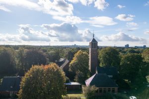 luruper-hauptstrasse-162-03-lage-luftbild-kirche