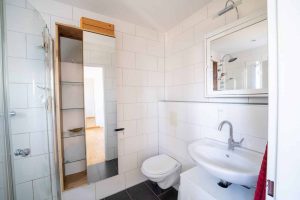 reihenendhaus-muenster-berg-fidel-badezimmer-dusche